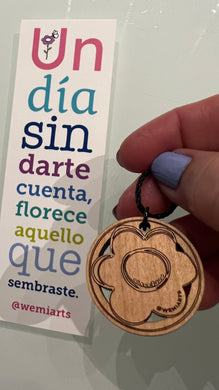 Positive necklace