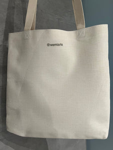 Tote Bag- “Creo que, aunque no supieras quién soy, seguirías sabiendo que te quiero” Conmemoración a nuestros seres queridos con Alzheimer.